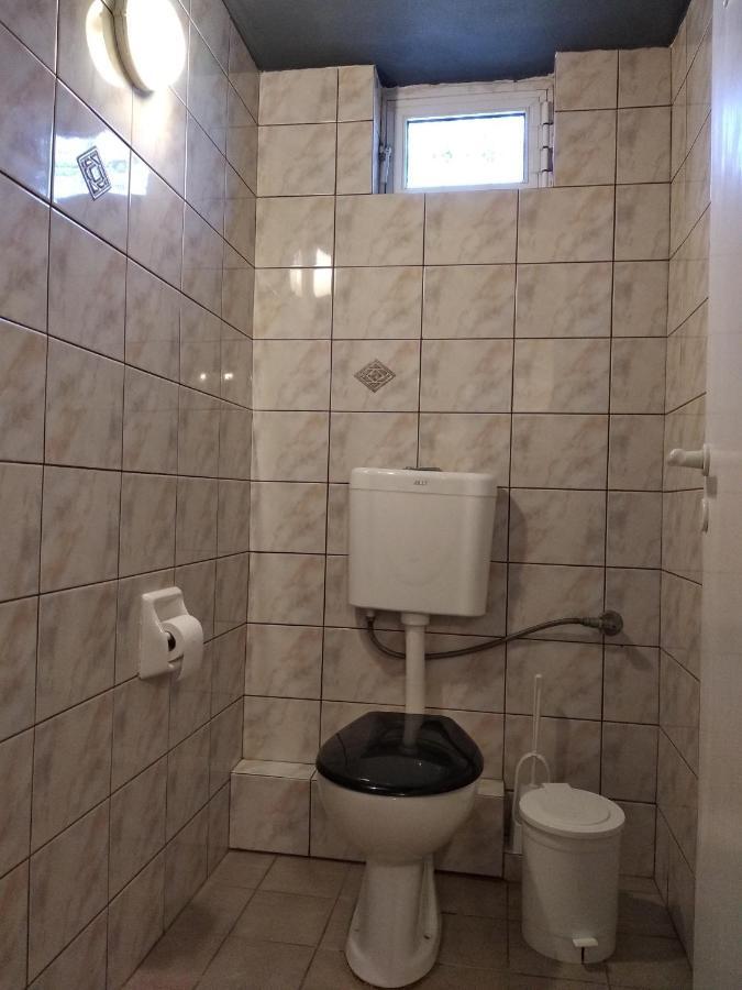 Alternative Country House 10 Minutes From Athens Airport Artemida  Exterior foto
